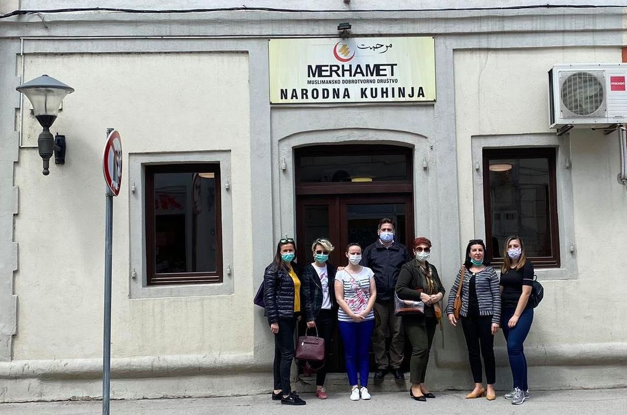 Žene SDA Travnik realizovale akciju za korisnike Javne kuhinje u Travniku