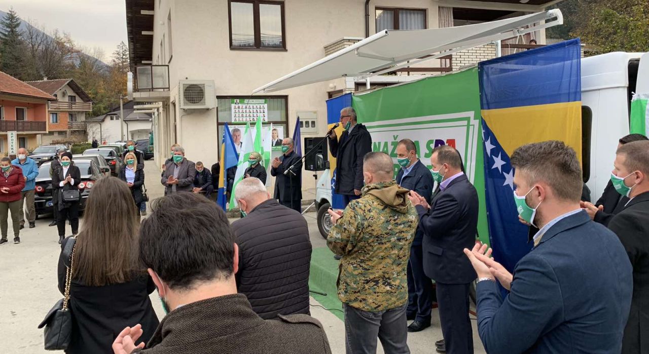 Delegacija OO SDA Travnik posjetila Ćosiće