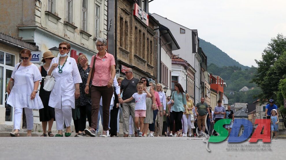 U Travniku održana Šetnja za Srebrenicu