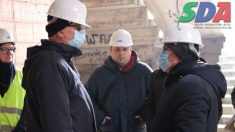 Premijer i načelnik obišli gradilište Srednjoškolskog centra u Travniku