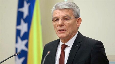 Šefik Džaferović: Necivilizirana odluka vlasti u Prijedoru o zabrani mirne šetnje