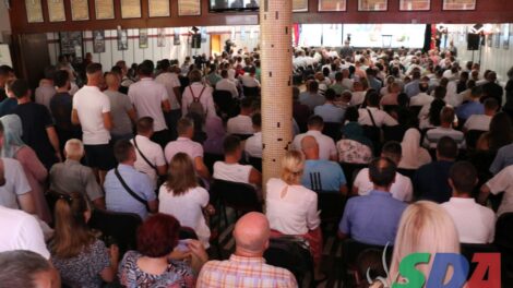 Bakir Izetbegović gost javne tribine u Travniku