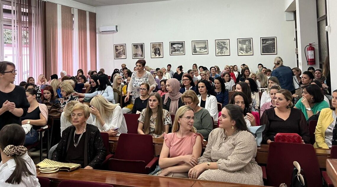 Žene SDA održale radni sastanak u Travniku