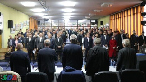 Bakir Izetbegović prisustvovao Skupštini OO SDA Travnik
