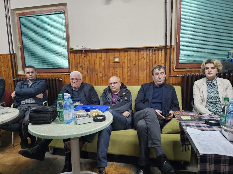 U Turićima održan sastanak sa članovima Mjesnog odbora