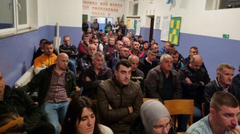 U Vitovlju održan sastanak četiri mjesna odbora SDA